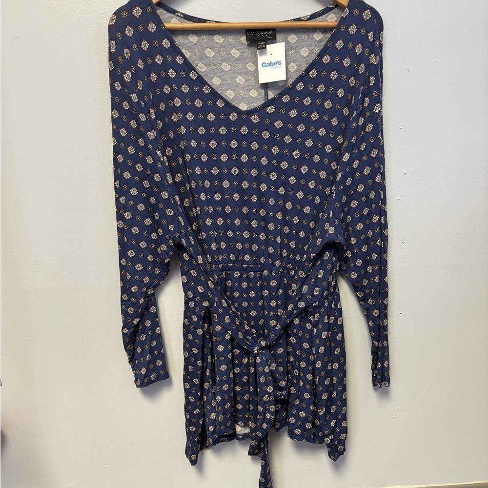 0424-42 medallion tie waist top